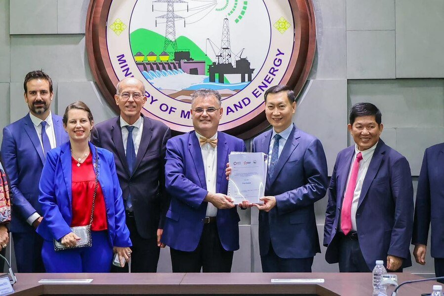30 Leading French Companies Explore Strategic Sectors in Cambodia
