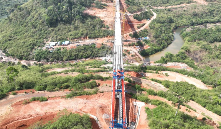 Cambodia's Tallest Bridge Nears Completion with Final T-Beam Installation