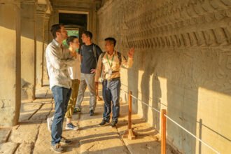 Professional Training for Tour Guides Launched to Boost Visitor Experience