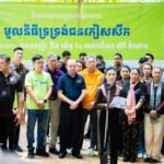 Wing Bank and Members of Royal Group of Companies Deliver Relief to Soldiers and Displaced Families in Siem Reap