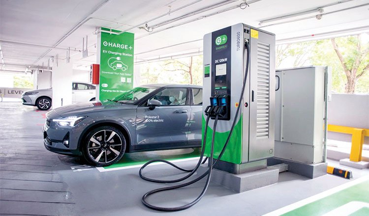 Cambodia Reduces Road Tax for Electric Vehicles to Boost Adoption