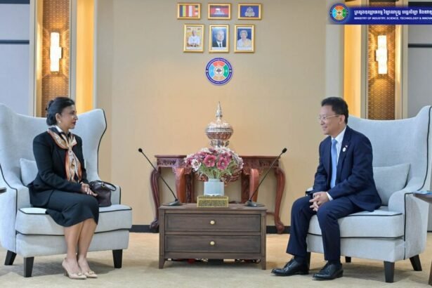 ADB’s New Cambodia Director Meets Minister Hem Vanndy, Vows Stronger Support for Private Sector