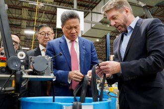 YKK Canada Explores Investment Opportunities in Cambodia’s Growing Garment Accessories Industry