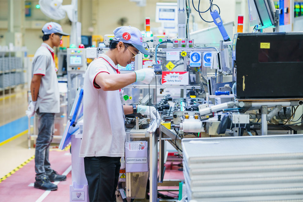 Cambodia FDI growth 2025