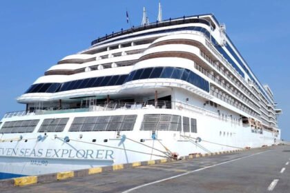 Sihanoukville cruise ship arrival