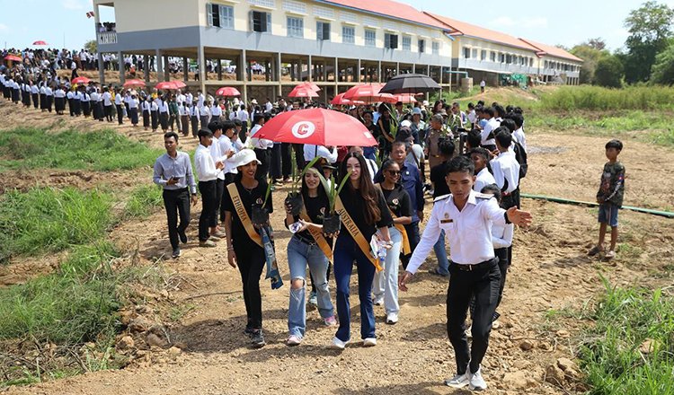 Miss Planet International delegates tree planting event in Kampong Khleang Siem Reap promoting sustainable tourism