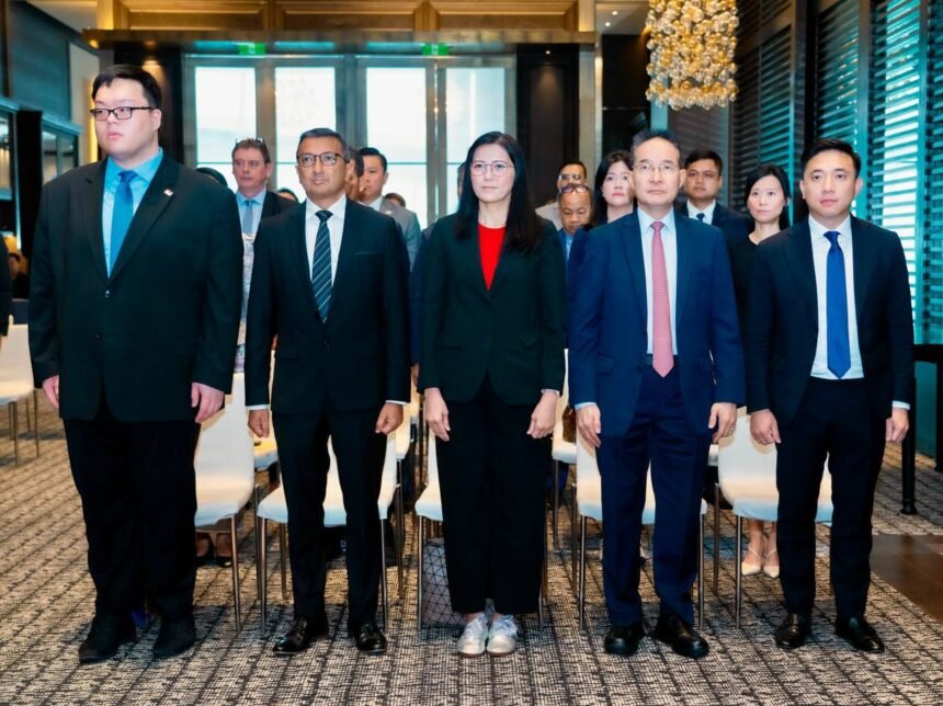 Cambodia Tourism Board and Singapore Airlines signing agreement to promote tourism and increase international travel