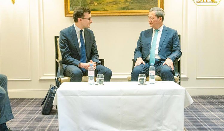 VINCI Airports Cambodia meeting showing aviation cooperation and airport development discussions