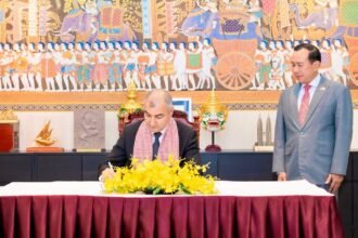 Cambodia and Turkmenistan officials discussing tourism cooperation in Phnom Penh in May 2026