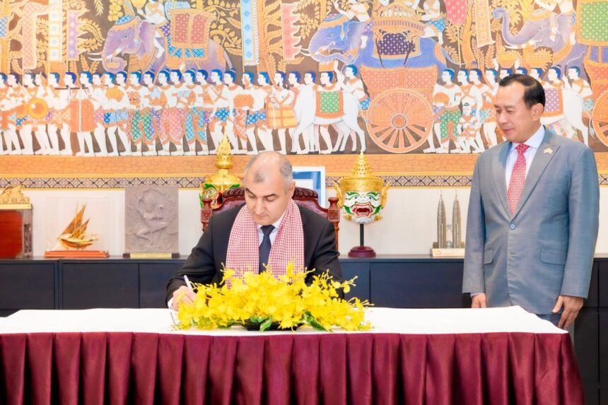Cambodia and Turkmenistan officials discussing tourism cooperation in Phnom Penh in May 2026