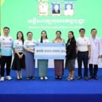 Cambodia Ministry of Information donates US$26,500 to Kantha Bopha Foundation for free children's healthcare