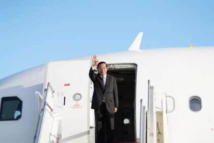 Senate President Hun Sen Departs for Official Friendship Visit to China